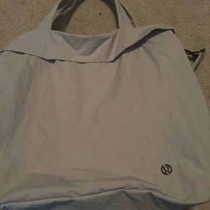 Lululemon bag